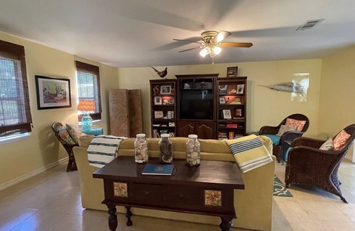 Fulton House | Salty Shores in Rockport TX, Sleeps 10