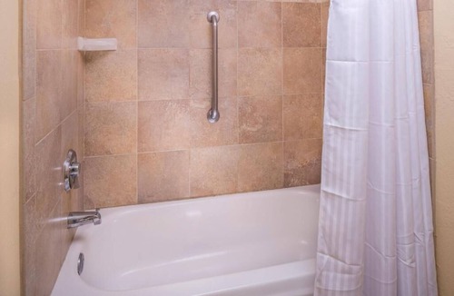 Northeast Santa Fe Resort | Santa Fe | Friends Southwest Retreat | Pool + Downtown | 2BR