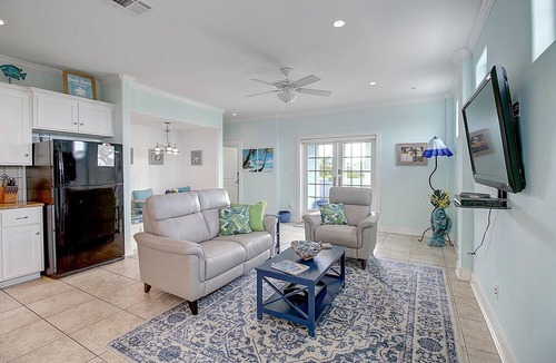 Sand Point Apartment | Sea the View Casita-ADA access + heated community pool.hot tub,beach boardwalk