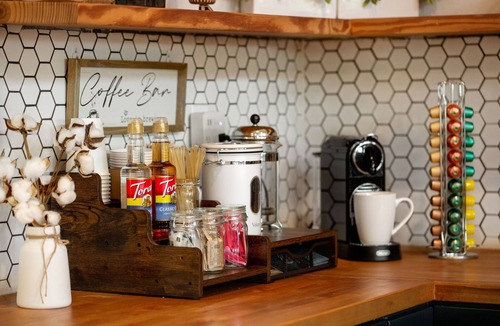 Dripping Springs House | Secluded Boho Retreat · Heated Pool, Hot Tub, Game Rm, Fire Pits · Sleeps 16