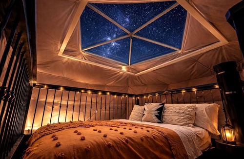 Oatmeal Cabin | Secluded Luxury Geodome Retreat with Private Hot Tub near Bertram, Texas