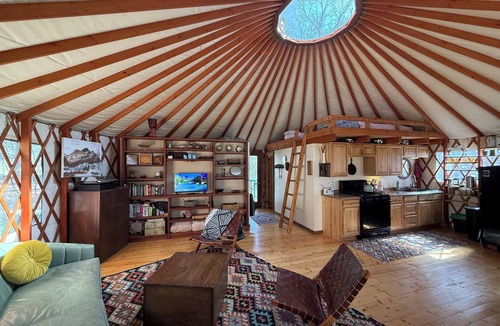 Hermosa Cabin | Secluded Off-Grid Yurt with Forest Access, Orchard & Gardens