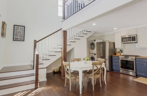 Rayne House | Secluded Southern Retreat w/fiber internet, mins from Lafayette