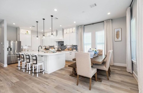 Beachside Village House | Serenity Cove - Lux 4bd House Sleeps 10 w/Beach Access