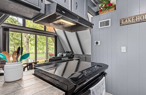 Etoile House | Shirley Creek Lake House at Lake Sam Rayburn