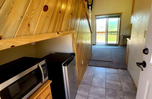 Pagosa Springs Apartment | Soak up the sunshine & mountain views at this beautiful studio property!