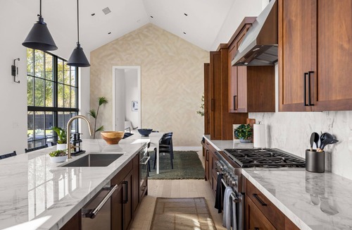 Greater South River City House | SoCo Social Club: Sleeps 14 w/Pool, Hot Tub Speakeasy