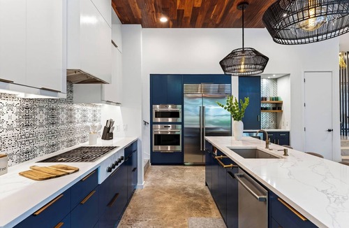 Barton Hills House | South Austin Retreat Pool + Fire Pit Near South Congress | Oaklane Zen
