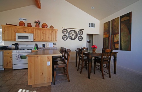 Moab South Valley Condo | Southwest Charm and Amazing Views, just minutes from town!