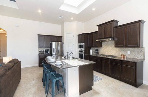 Las Cruces House | Southwest Luxe Golf Retreat + EV, Theater, Hot Tub