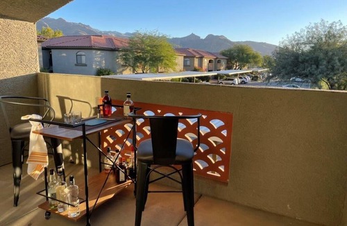 Sunrise Canyon Condo | Spacious 2-bedroom condo in the Catalina Foothills. Heated pool gym included.