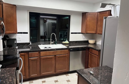 El Paso House | Spacious 3-bedroom house in charming El Paso 5 mins from the Outlets Of El Paso