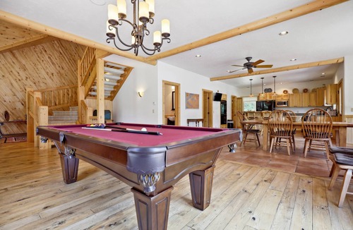 Cortez Ski Chalet | Spacious 3BR Chalet in Charming Dolores, CO- Hot Tub, Deck & Mountain Views