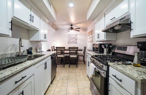 Biggs Field House | Spacious 3BR El Paso Stay | Great for Families, Nurses & Work Crews