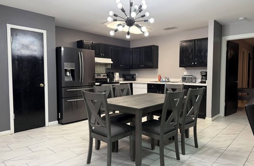 Wetmore House | Spacious 4BR Longwood Home Near Bulverde, 1604 & 281 with 2 Baths