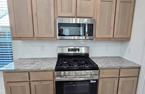 Forney House | Spacious 5-bedroom house with WiFi, AC in brilliant Mesquite
