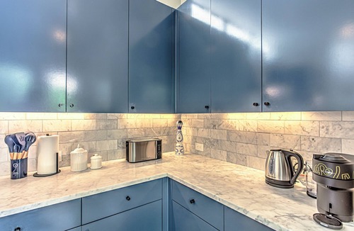 SoFi House | Spacious 5-bedroom I DT Austin I Walk to Restaurants & Shops