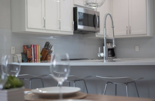Southtown House | Spacious 5-bedroom estate in the Downtown of beautiful San Antonio w/HotTubs