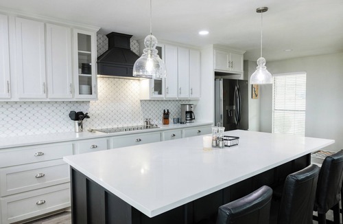 Mabank House | Spacious 6-bedroom house with WiFi and AC in awesome Gun Barrel City Boat Cletes