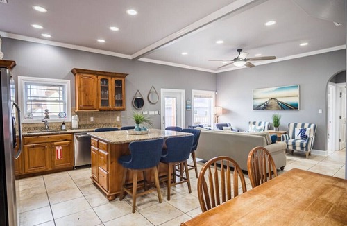 Sand Point House | Spacious 7 Bedroom I Walk to the Beach I Pool/Hot Tub Access