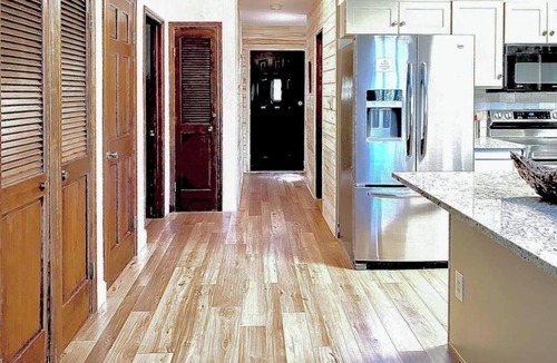 Columbine Lake House | Spacious Cabin w/WiFi, Pool Table, Fireplace, Washer/Dryer - Snowbird-Friendly