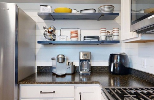 College Station House | Spacious Central Charm - Central College Station Location by Lovely Central Park