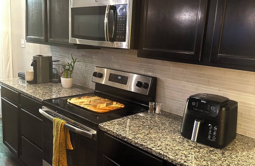 College Station House | Spacious house great for indoor/outdoor gatherings in Bryan-College Station