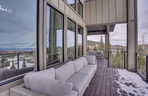 Brian Head House | Spacious Utah Escape w/Balcony & Mountain Views!