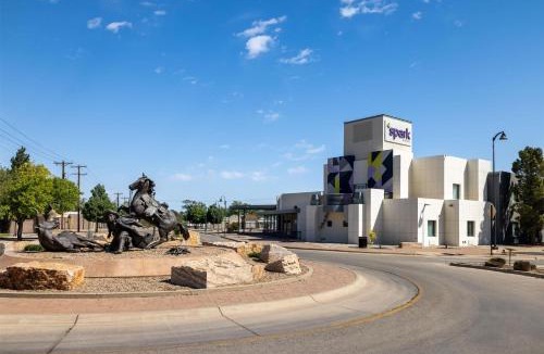 Artesia Hotel | Spark by Hilton Artesia