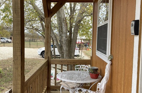 McLennan County Cabin | Star Gazing - Bon Fire Cabin in the Peaceful Country at Blue Eagle Retreat