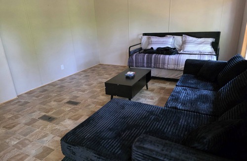 Quitman House | Stay at Lazy Lure just minutes to several surrounding lakes