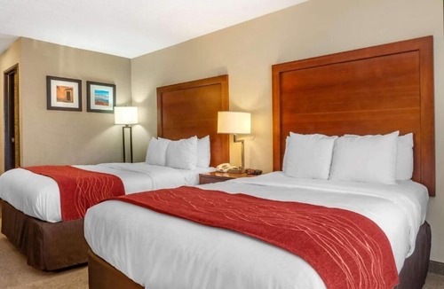 Albuquerque Hotel | Stay Steps from the Airport with Easy Access to UNM and Downtown ABQ - 2 Units