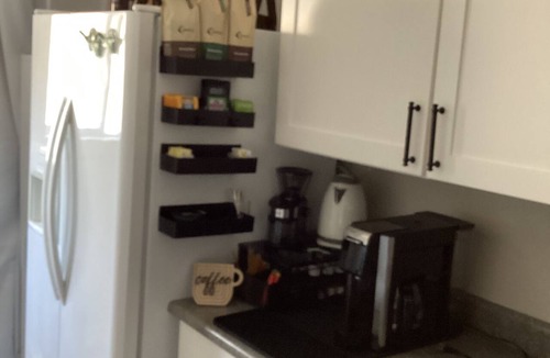 Sunnyheights Cottage | Steel City Cottage w/1 bed 1 bath Located in Pueblo