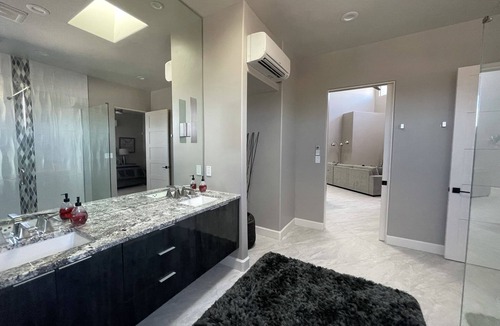 Northeast Heights House | Stunning Award Winning Hideaway Near Balloon Fiesta Park