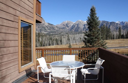 Purgatory Condo | Stunning Mountain Views! 2 Miles North of Purgatory! End Unit! Heated Pool!