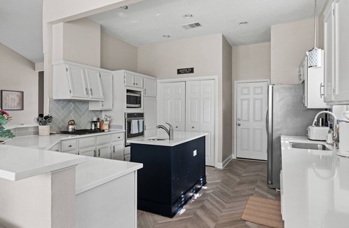 Wells Branch House | Stunning North Austin Home! Safe Neighborhood, Family Friendly.