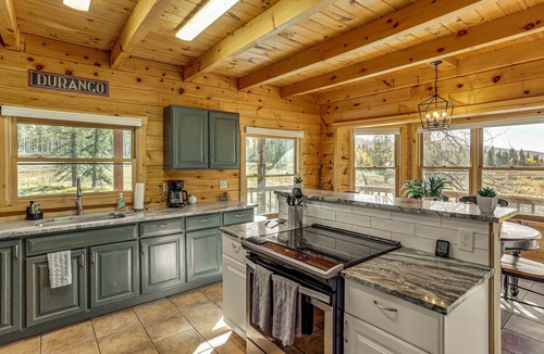 Purgatory Cabin | Stunning San Juan Mtn Views: Cabin Near Skiing!