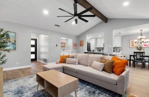 Brushy Creek House | Stylish 3BR Home, Workspace, Fast WiFi, Game Room, Backyard & Trail Access