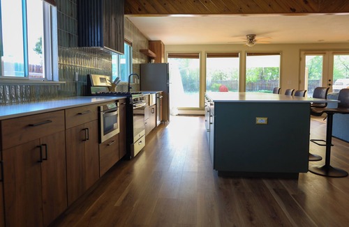 Alamosa House | Stylish, centrally located 2 bedroom home in the high alpine desert town Alamosa