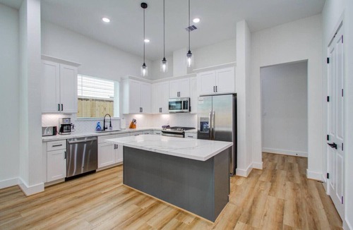 OST - South Union House | Stylish Gem Minutes from Med Center & Downtown!