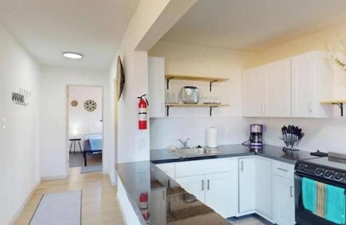 Albuquerque Apartment | Stylishly Renovated Downtown w/King & Washer/Dryer