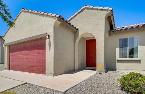 Los Lunas House | Suburban Santa Fe Home Near Main Street & I-25