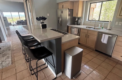 Tanque Verde Villa | Sun King - Amazing Panoramic Sunset and Mountain Views! Sauna/Hot Tub/Pool.