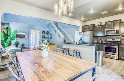Anthony House | Sunnyside Home - Anthony TX, Pet Friendly, Close to El Paso and Las Cruces