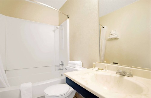 Mesilla Park Hotel | Super 8 by Wyndham Las Cruces University Area