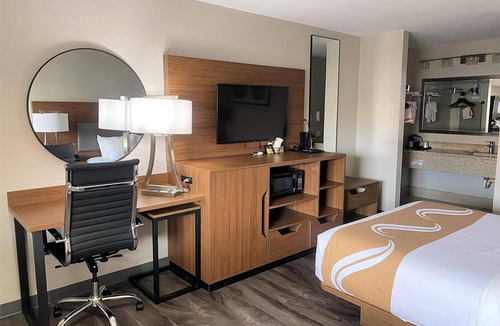 Alamogordo Hotel | SureStay Plus by Best Western Alamogordo White Sands