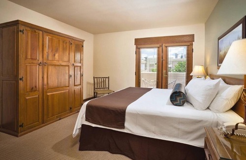 Taos Resort | Taos | Couples Alpine Retreat | Pool + Hot Tub