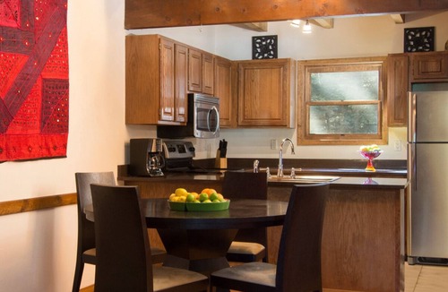 Taos Ski Valley Condo | Tasteful Bi-Level Condo with Wood Fireplace and WifI