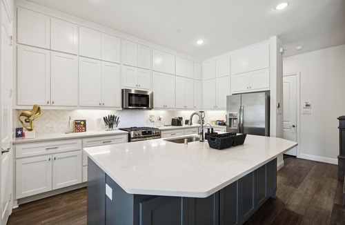 Farmers Branch House | Terrific 4BR Retreat - Prime DFW
