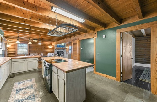 Annetta Cabin | The Aledo Prospector